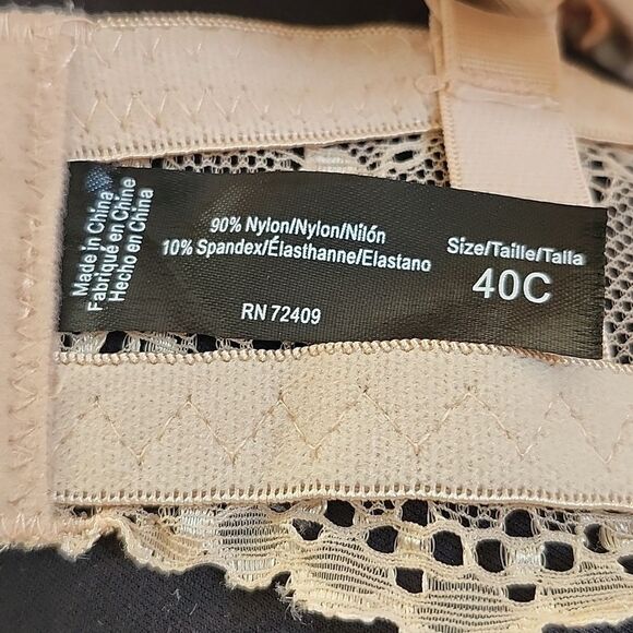 Rene Rofe nude/taupe/beige molded cups w/ lace overlay 40C - Picture 3 of 4